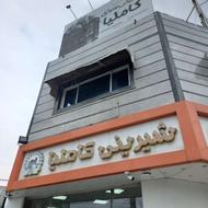 فروشنده ساده برای قنادی