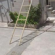نردبان آهنی سالم بدون پوسیدگی با قوطی سنگین 4×6