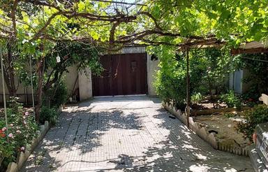 ویلایی حیاط دار/300متر/150 متر بنا/ارزنده/ذغالچال