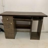 میز کامپیوتر