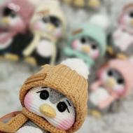 عروسک دستبافت