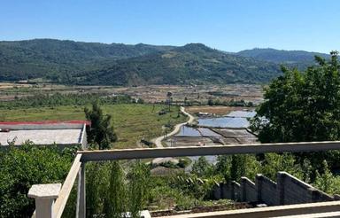 550 متر زمین با یه اسکلت آهنی در ارتفاعات روستای سنگبن