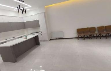 فروش ویلاتریبلکس 330 متر 4خواب سندداردر مرکز شهر