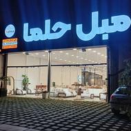 کارگر ساده نمایشگاه مبل