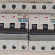 فروش کلید اتوماتیک 3 و 1 پل MCCB