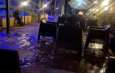 سرای سنتی با تمام امکانات