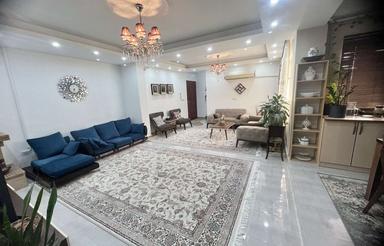 100 متری مرکز شهر