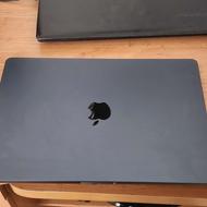 Macbook air M2 15-inch 2023