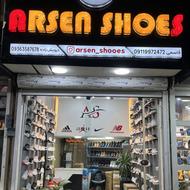 کتونی زیر قیمت تو آمل