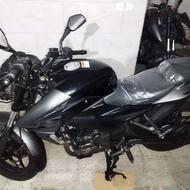 موتور NS200 نیوفیس/ درحد 2 ساله خوابیده