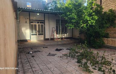 ساختمان ویلایی برای مدرسه یا آموزشگاه در مرکز شهر