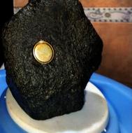 سنگ قیمتی وشهاب