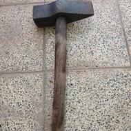 پتک و چکش و تیشه