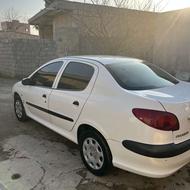 پژو 206 صندوقدار