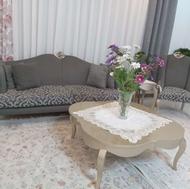 مبل کلاسیک 8 نفره با میز وسط و عسلی ست خودشه
