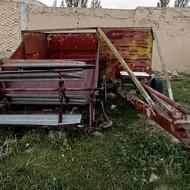 دروگر پشت تراکتور
