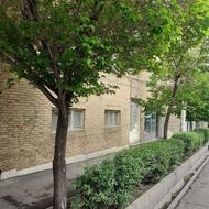 فروش ساختمان دو طبقه دو نبش دارای مغازه 27 متری بر خیابان