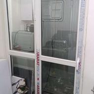 درب وپنجره pvc بافرم دور