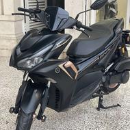 موتور ایروکس nvx170 مشکی شال طلا درحد 1403