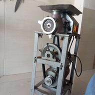 فروش گوشت چرخ کن صنعتی موتور بزرگ تستمه‌ای