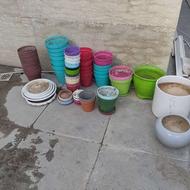 گلدان پلاستیکی و زیر گلدانی