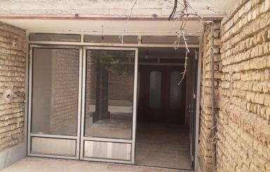 فروش منزل قدیمی ساز قابل سکونت وبازسازی