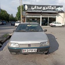 پژو 405به رنگ بژ نقرایی