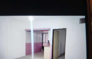 خانه تخلیه دوخاب طبقه سوم در جماران 4 رهن واجاره