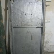 در آهنی درحدنو