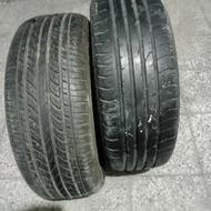 یک حلقه لاستیک کویر ویک حلقه هم بارز
