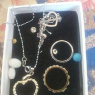 گل سینه حلقه زیور آلات و گردنبند