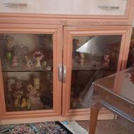 تلویزیون ومیز