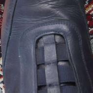 کفش سرمه ای برند R W