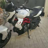 موتور سیکلت بنلی 300