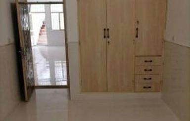 زیرزمین تمیز دسترسی عالی به همه مناطق شهر