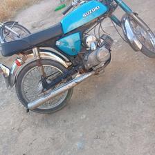 موتور سیکلت سوزوکی