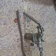 گیره آهنی و پمپ روغن کاری