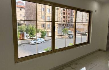140 متر در کوچه تویوتا نورگیر فوقالعاده استثنایی
