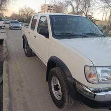 نیسان پیکاپ مدل1386خانگی