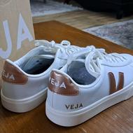 کتانی مسترکوالیتی veja نوباجعبه40