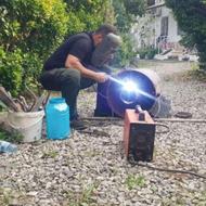 تعمیرات وجوشکاری آبگرمکن بادقت کامل.کارتخصصی