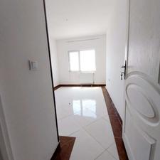 80 متری شیک