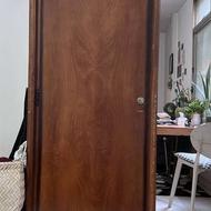 کمد لباس ایستاده