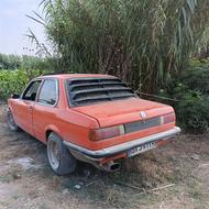بی ام و 320 نارنجی