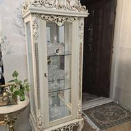 ویترین . بوفه