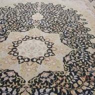 فرش 6متری زمینه کرم و مشکی