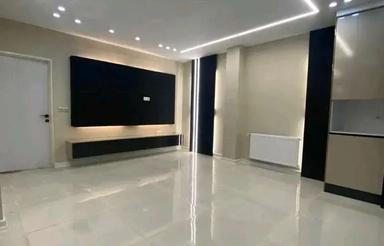 61 متر/دو خواب/سندتک برگ/حیاط دار