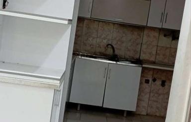 55مترآپارتمان درحصارک پایین برخیابان