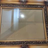 قاب عکس چوبی