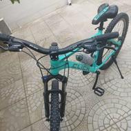 دوچرخه کیلیک فقط از مغازه امد خونه